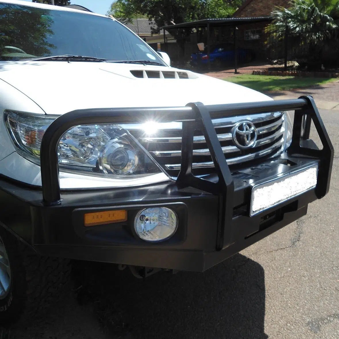 Toyota Fortuner 2012 – 2015 BZT Post Black Front Bumper