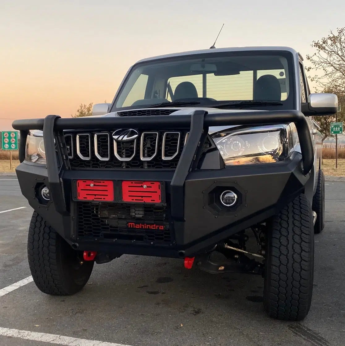 Mahindra Pik Up S4, S6 BZT X-Series Front Bumper (With Pipes)