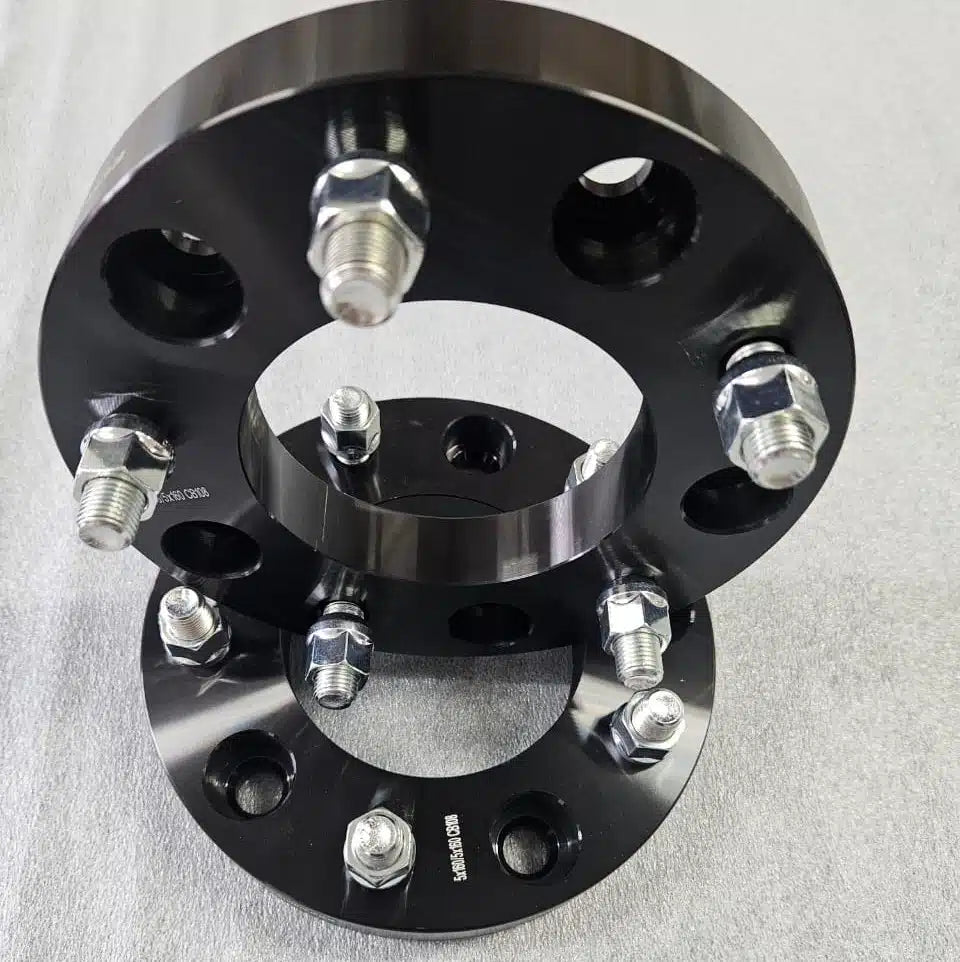 Mahindra Pik-Up Wheel Spacers (5×160) 30mm