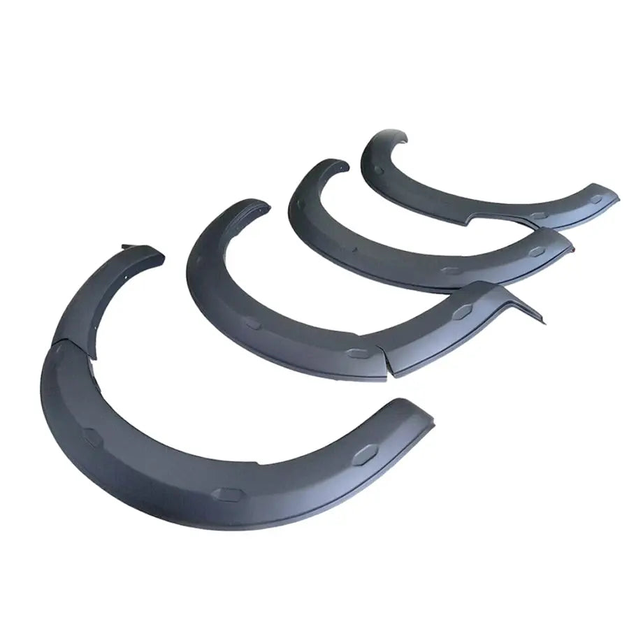 Isuzu D-Max (21-On) Matte Black Smooth Plastic Wheel Arch Kit (6-Inch)