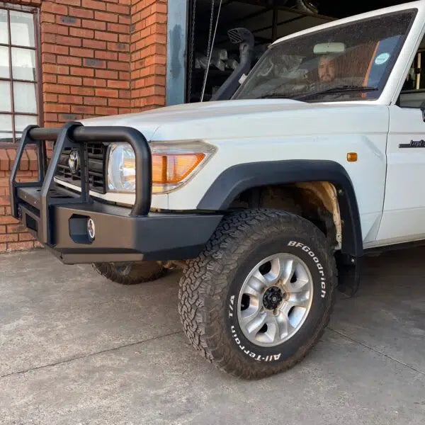 Toyota Land Cruiser 76,79 2007 – 2023 BZT Front Bumper