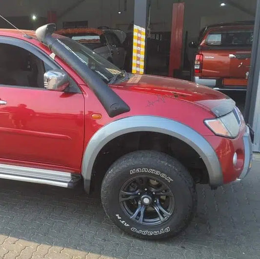 Mitsubishi Triton 2006-2015 Slim Line Snorkel Kit